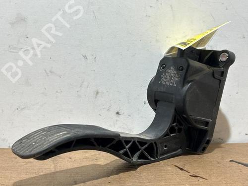 Used Pedal Pedal MERCEDES-BENZ SPRINTER 5-t Platform/Chassis (B906) 518 CDI (906.153, 906.155, 906.253, 906.255) (184 hp) 40454142 40454142