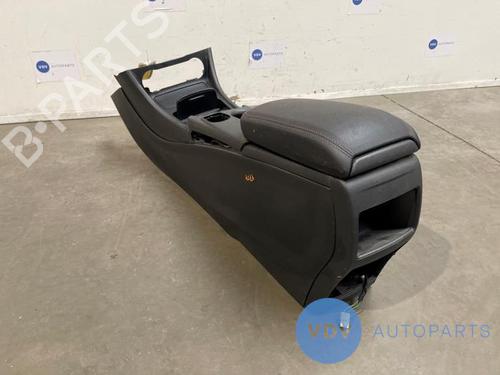 Used Middle console MERCEDES-BENZ GLA-CLASS (X156) GLA 220 CDI (156.903) (170 hp) 25964397