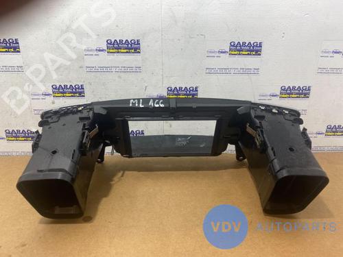 Air vent MERCEDES-BENZ M-CLASS (W166) ML 400 4-matic (166.056) | BP25951836I21