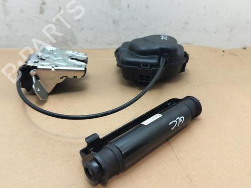 tailgate-lock-mercedes-benz-eqs-v297-2021-38817082 main image