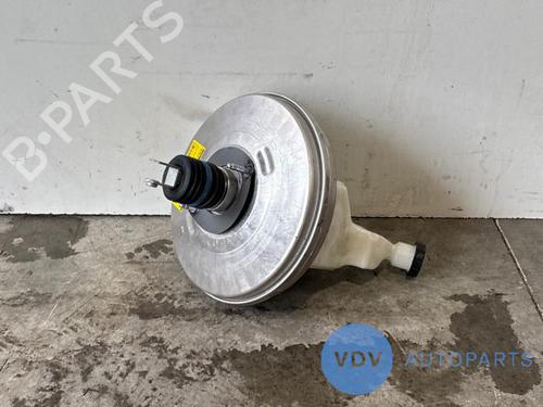 Used Servo brake MERCEDES-BENZ CLA Shooting Brake (X118) CLA 250 e (118.686) (218 hp) 25973039
