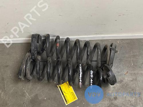 Used Shock absorber spring MERCEDES-BENZ C-CLASS (W205) C 220 BlueTEC / d (205.002, 205.004) (170 hp) 25946757