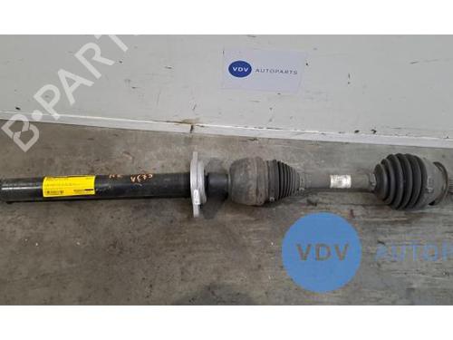 Used Right front driveshaft MERCEDES-BENZ CLA Coupe (C117) CLA 200 CDI / d (117.308) (136 hp) 25962110