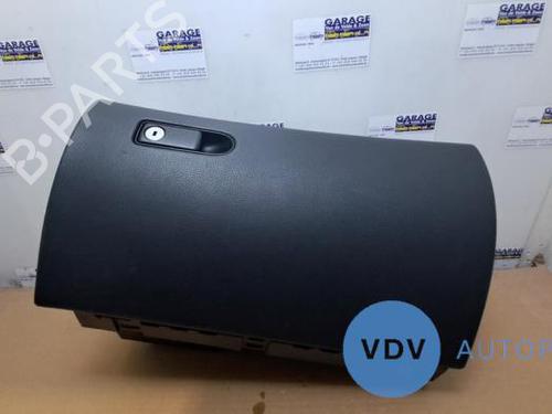 Used Glove box MERCEDES-BENZ C-CLASS T-Model (S205) C 200 BlueTEC / d (205.237) (136 hp) 25957848