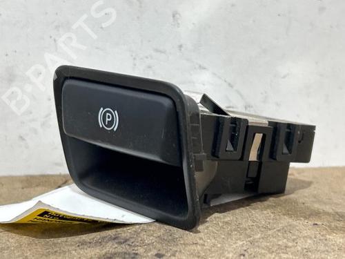 switch-mercedes-benz-slk-r172-2011-40065283 main image