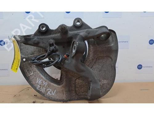 Used Right front steering knuckle Right front steering knuckle MERCEDES-BENZ CLS (C218) CLS 250 CDI / BlueTEC / d (218.303, 218.304) (204 hp) 38840084 38840084