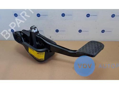 Used Break pedal MERCEDES-BENZ GLC (X253) 250 d 4-matic (253.909) (204 hp) 25961310