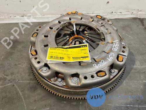 Used Flywheel MERCEDES-BENZ VITO / MIXTO Van (W639) 111 CDI (639.601, 639.603) (116 hp) 26205388