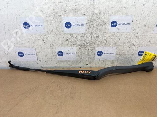 front-windshield-wiper-arm-mercedes-benz-e-class-w212-2009-2010-2011-2012-2013-2014-2015-2016-38829948 main image