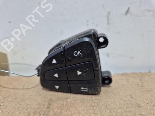 Used Steering wheel controls Steering wheel controls 39064606 39064606