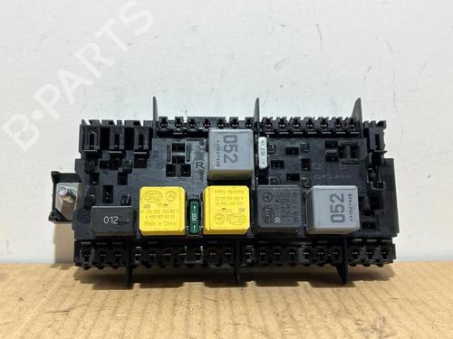 Used Fuse box Fuse box 38939998 38939998