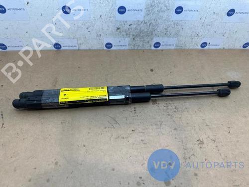 Used Hood lift support MERCEDES-BENZ C-CLASS T-Model (S205) C 200 d (205.207) (136 hp) 25973572