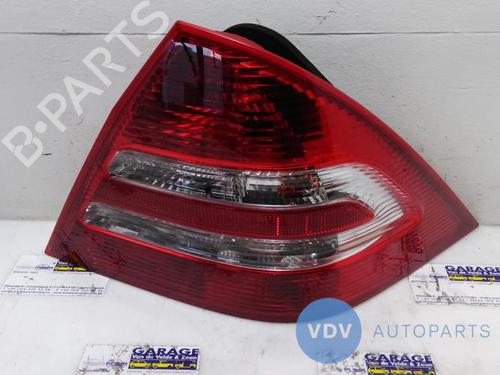 Used Right taillight MERCEDES-BENZ C-CLASS (W203) C 200 CDI (203.007) (122 hp) 25942300