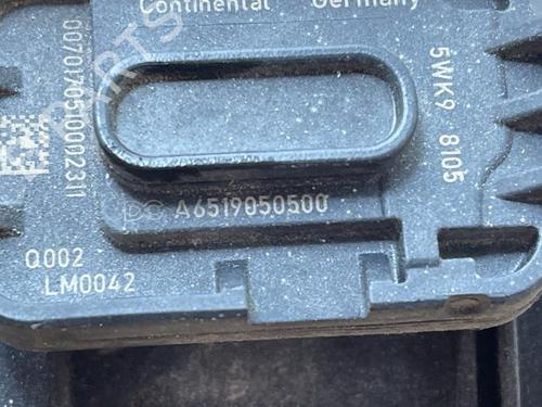 Mass air flow sensor MERCEDES-BENZ VITO Van (W447) 114 CDI (447.601, 447.603, 447.605) | BP38830353M95 - Image 3