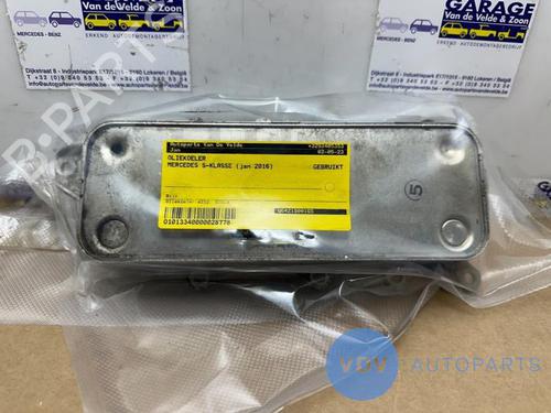 Used Oil radiator MERCEDES-BENZ S-CLASS (W222, V222, X222) S 350 BlueTEC / d (222.132, 222.032, 222.123) (258 hp) 25948091