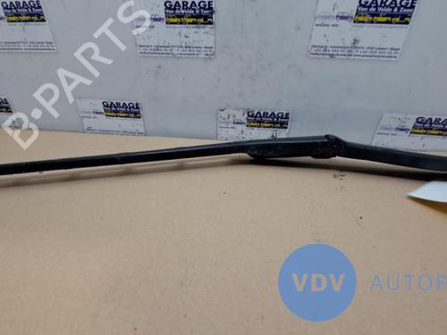 Front windshield wiper arm MERCEDES-BENZ C-CLASS (W203) C 200 CDI (203.007) | BP25956809C143 