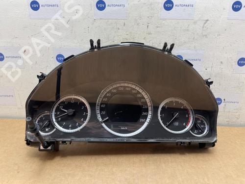 instrument-cluster-mercedes-benz-e-class-w212-2009-2010-2011-2012-2013-2014-2015-2016-38835489 main image
