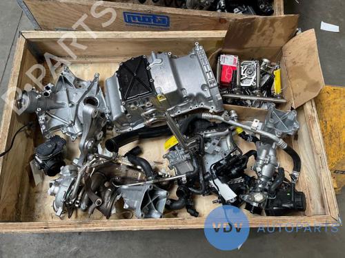 Used Injection rail MERCEDES-BENZ C-CLASS Coupe (C204) C 180 (204.331) (156 hp) 26610489