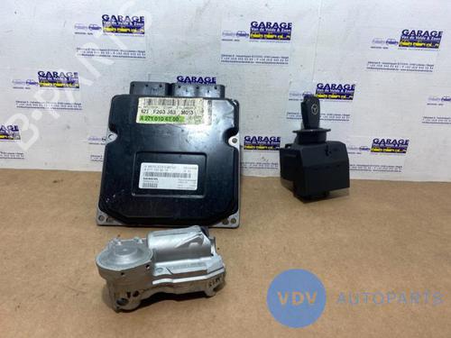 Used Control unit MERCEDES-BENZ C-CLASS (W203) C 180 Kompressor (203.046) (143 hp) 25947735
