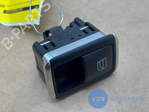 Used Switch MERCEDES-BENZ C-CLASS (W204) C 200 CDI (204.007, 204.006) (136 hp) 29930455