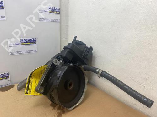 Used Steering pump Steering pump MERCEDES-BENZ C-CLASS (W204) C 180 CDI (204.000) (120 hp) 38848836 38848836