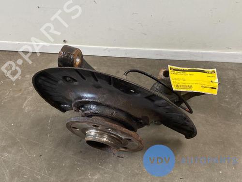 Used Left front steering knuckle MERCEDES-BENZ VITO / MIXTO Van (W639) 110 CDI (639.601, 639.603, 639.605) (95 hp) 25947880