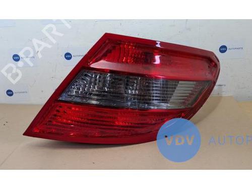 Used Right taillight MERCEDES-BENZ C-CLASS (W204) C 200 CDI (204.007, 204.006) (136 hp) 25964298