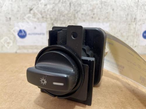 Used Headlight switch Headlight switch 38829320 38829320