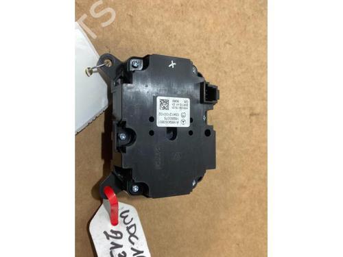 Switch MERCEDES-BENZ GLE (W166) 250 d 4-matic (166.004) | BP38853394I30 - Image 2
