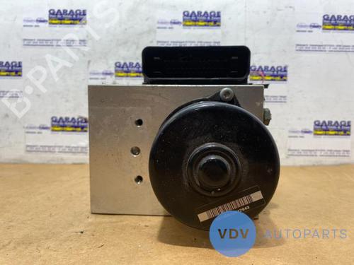 ABS Bremseaggregat MERCEDES-BENZ C-CLASS (W203) C 200 Kompressor (203.042) | BP25951479M43 