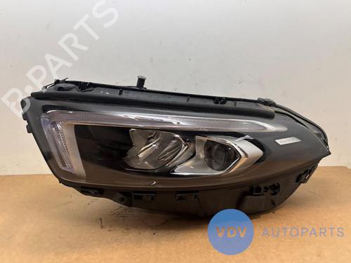 Used Left headlight MERCEDES-BENZ A-CLASS Saloon (V177) A 250 e (177.186) (218 hp) 29520276