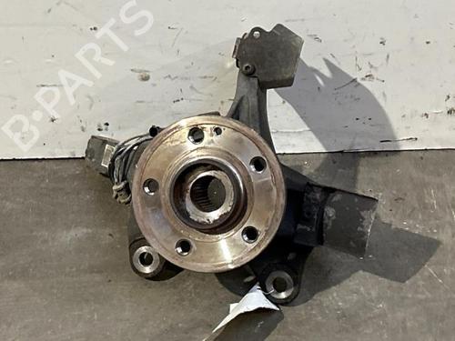 Used Left front steering knuckle Left front steering knuckle MERCEDES-BENZ VITO Van (W447) 114 CDI (447.601, 447.603, 447.605) (136 hp) 38819633 38819633