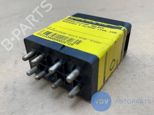 Used Electronic sensor MERCEDES-BENZ 124 Saloon (W124) 250 D (124.125) (94 hp) 29930388