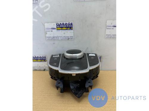 Used Display monitor MERCEDES-BENZ C-CLASS (W205) C 220 d 4-matic (205.005) (170 hp) 25949512