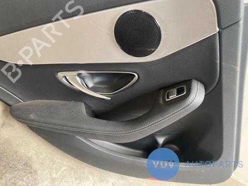 Bageste venstre beklædning MERCEDES-BENZ C-CLASS (W205) C 200 BlueTEC / d (205.037) (136 hp) 25952809