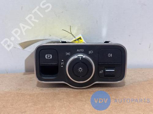 Hovedlysbryter MERCEDES-BENZ CLA Shooting Brake (X118) CLA 180 d (118.603) (116 hp) 27383489