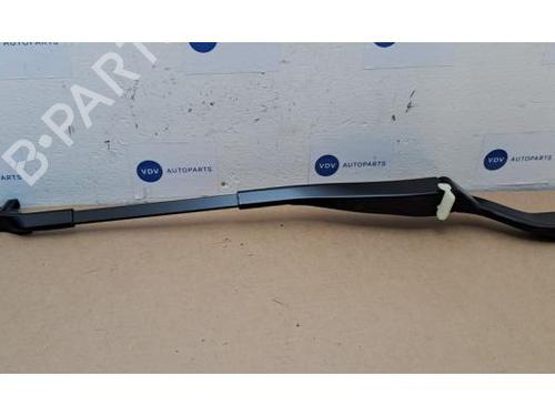 Used Front windshield wiper arm Front windshield wiper arm 38837290 38837290