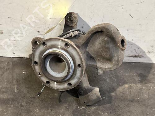 Used Right front steering knuckle Right front steering knuckle MERCEDES-BENZ SPRINTER 3,5-t Van (B907, B910) 317 CDI RWD (907.631, 907.633, 907.635, 907.637) (170 hp) 38818473 38818473
