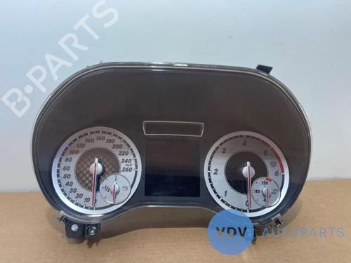 Display MERCEDES-BENZ A-CLASS (W176) A 180 CDI (176.000) (109 hp) 26917481