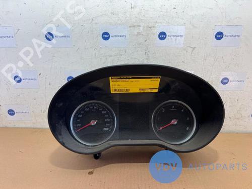 Used Display monitor MERCEDES-BENZ X-CLASS (470) X 250 d (470.230) (190 hp) 26592414