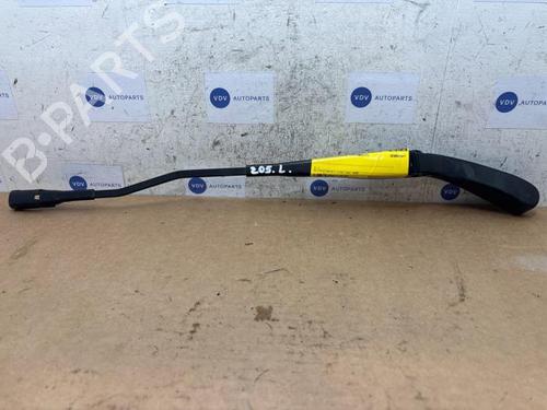 Used Front windshield wiper arm Front windshield wiper arm 38831141 38831141