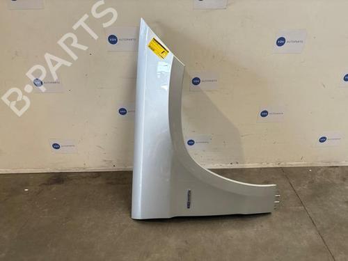 Used Right front fenders Right front fenders 38857246 38857246