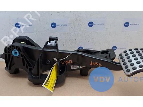 Used Break pedal MERCEDES-BENZ A-CLASS (W177) AMG A 45 S 4-Matic+ (177.054) (421 hp) 25964202