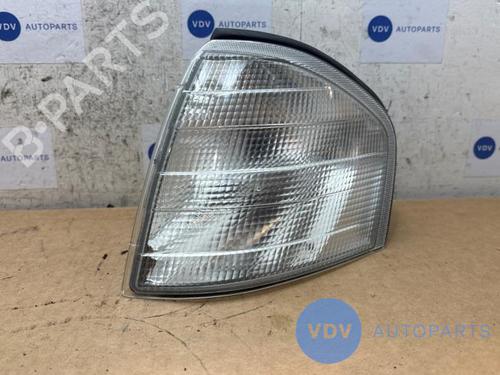Used Left front indicator MERCEDES-BENZ C-CLASS (W202) C 200 CDI (202.134) (102 hp) 25971975