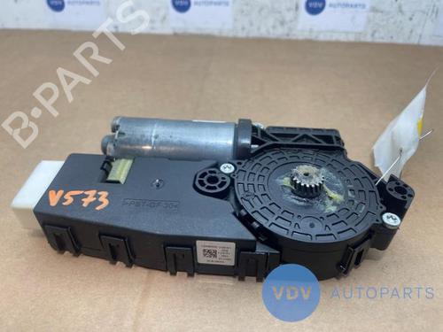 Soltagsmotor MERCEDES-BENZ CLA Shooting Brake (X117) CLA 180 (117.942) (122 hp) 25968076