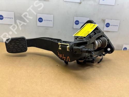 clutch-pedal-mercedes-benz-a-class-w176-2012-2013-2014-2015-2016-2017-2018-38841328 main image