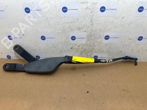 Used Front windshield wiper arm Front windshield wiper arm MERCEDES-BENZ E-CLASS Convertible (A207) E 350 CDI (207.423) (265 hp) 38832918 38832918