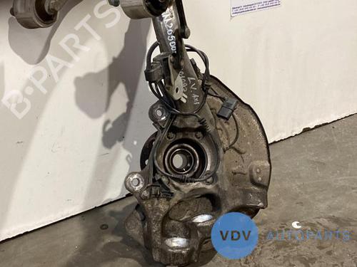 Left front steering knuckle MERCEDES-BENZ C-CLASS (W205) C 220 d 4-matic (205.005) | BP25945531M25 