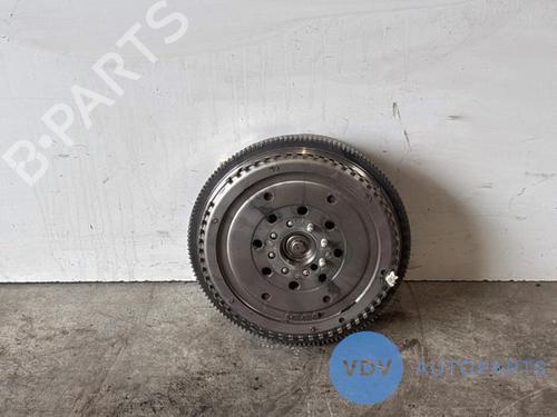 Flywheel MERCEDES-BENZ C-CLASS (W204) C 200 CDI (204.007, 204.006) | BP29393541M101 