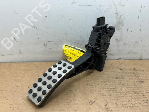 pedal-mercedes-benz-a-class-w177-2018-38822098 main image